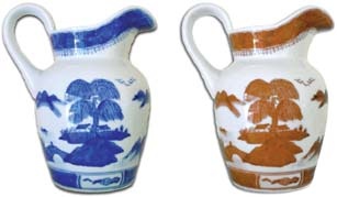 What if you have a blue and white jug and you want a brown and white one? Just call up Replace Color, and you've got one in a jiffy. Elements gives you several ways to make a complicated color substitution like this one, all of which are covered in this section.