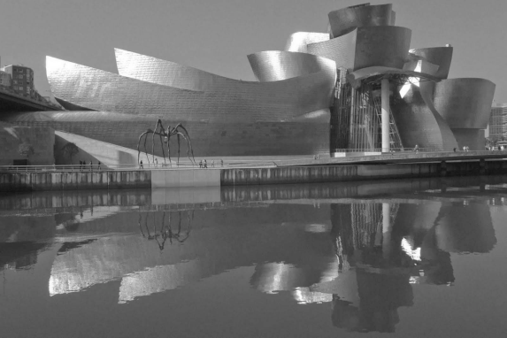 Figure showing 3D objects: Guggenheim Museum in Bilbao, Spain. Designed by Frank Gehry.